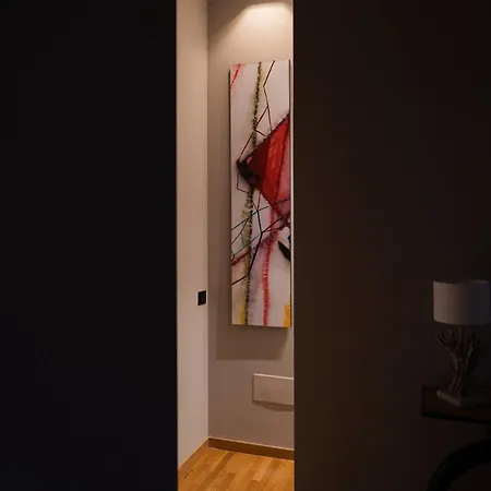 Appartement Luxury Art & Chromotherapy Apt-hospital District4 Pavie